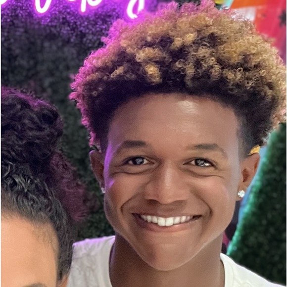 Meet your Posher, Barry - Picture 1 of 1